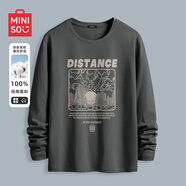 名創(chuàng)優(yōu)品（MINISO）長(zhǎng)袖t恤男春秋季寬松休閑百搭純棉打底衫簡(jiǎn)約百搭圓領(lǐng)男裝上衣服 深灰色(大遠(yuǎn)方山云) L 175(體重120-140斤左右)
