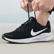 耐克（NIKE）男鞋跑鞋 2025新款夏季時尚運(yùn)動鞋舒適耐磨訓(xùn)練鞋輕便緩震跑步鞋 REVOLUTION 7/黑白/加寬 建議拍小一碼 40.5