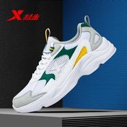 特步男鞋跑步鞋冬季新款網(wǎng)面透氣官方旗艦軟底緩震運動(dòng)鞋休閑鞋老爹鞋 白灰綠 42