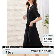尚都比拉夏季優(yōu)雅氣質(zhì)女神范V領(lǐng)腰帶收腰顯瘦連衣裙女中長(cháng)裙 黑色 S