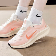 耐克（NIKE）女鞋 2025新款運動(dòng)鞋公路慢跑鞋時(shí)尚通勤鞋子緩震透氣支撐跑步鞋 蜜桃粉-680 AIR WINFLO 11 38