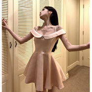 云薔魚(yú)骨裙 白月光千金風(fēng)一字肩魚(yú)骨收腰吊帶連衣裙女伴娘小禮服公主 粉色短裙 S