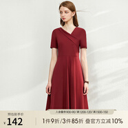 AMII法式赫本風(fēng)氣質(zhì)黑色連衣裙女年新款V領(lǐng)a字裙修身裙子 酒紅 M (160)