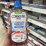 CORSODYL香港進(jìn)口Corsodyl牙齦口腔問(wèn)題去異味薄荷味無(wú)酒精漱口水 藍色Extra Fresh持久清新500ml