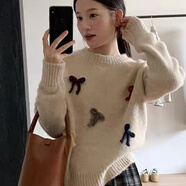 南糖三色日系復古蝴蝶結甜美毛衣女秋冬新款套頭寬松設計感軟糯針織衫上衣 米杏色 S 80-90