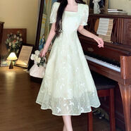 羅蒙（ROMON）法式氣質(zhì)方領(lǐng)大碼連衣裙子女夏季2026新款高級感收腰顯瘦初戀長(cháng)裙 藤條花淺綠色【版 垂感好】 L 【105-115斤左右】