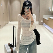 妙奕嘉露肩純欲上衣白色罩衫一字肩長(zhǎng)袖t恤女夏季女裝新款辣妹斜肩防曬 一字肩喇叭袖鏤空防曬針織罩衫 均碼 【建議125斤以內(nèi)】