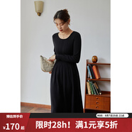 獨(dú)束大碼女裝胖mm針織連衣裙女秋冬新款顯瘦氣質(zhì)赫本風(fēng)小黑裙 黑色圓領(lǐng)款 3XL