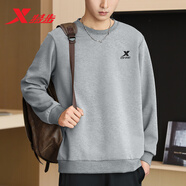 特步（XTEP） 衛(wèi)衣男裝套頭t恤衫秋季休閑運(yùn)動(dòng)服飾男士保暖打底寬松大碼跑步服 中花灰/正黑色-logo基礎(chǔ)圓領(lǐng)-不加絨 5XL /200-現(xiàn)貨速發(fā)