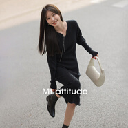 mt【氣質V領長裙】春款優(yōu)雅純色長袖線衫連衣裙