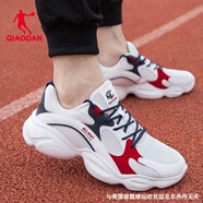 喬丹QIAODAN男鞋運動(dòng)鞋跑步鞋新款網(wǎng)面透氣老爹鞋輕便休閑鞋 白色/番茄紅-313 42