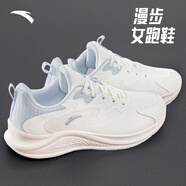 安踏漫步運(yùn)動(dòng)鞋女鞋2025夏季皮網(wǎng)面透氣輕便防潑水軟底耐磨跑步鞋子女 漫步網(wǎng)面|象牙白/淡暮藍(lán)-3 新配色 36.5