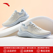 安踏（ANTA）跑步鞋女夏季新款輕質(zhì)網(wǎng)面透氣減震運(yùn)動(dòng)鞋女士休閑鞋 象牙白/淺霧灰-2 35.5 (220mm)