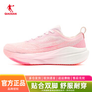 喬丹（QIAODAN）【風(fēng)行Pro2.0】跑步女鞋夏透氣網(wǎng)面回彈專(zhuān)業(yè)運動(dòng)鞋QDB022253296T 【風(fēng)行Pro2.0】?jì)艨辗?元氣粉 38