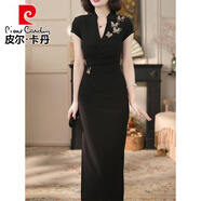 皮爾卡丹新中式改良旗袍繡花連衣裙女2025夏季新款優(yōu)雅修身顯瘦黑色包臀裙 黑色 4XL 建議146-160斤