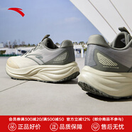 安踏（ANTA）徐風(fēng)丨緩震舒適跑步鞋男2025夏季新款柔軟回彈慢跑運(yùn)動(dòng)鞋男鞋 淺米白/花崗灰-9 39 (245mm)