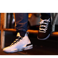 耐克（NIKE）LBJ詹姆斯使節(jié)10代戰(zhàn)靴外場實戰(zhàn)氣墊緩震籃球鞋AH7580-001 BQ5970-BQ5969-101鴛鴦左黑右白 40.5