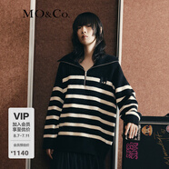 MO&Co.【美麗諾羊毛】 原創(chuàng)LOGO條紋毛衣翻領(lǐng)上衣女拉鏈毛衣針織衫 黑白條色-第1批 L 170