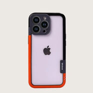 OIMG適用于蘋(píng)果16軟邊框iPhone15Promax手機殼14硅膠保護套13Apple防摔 黑+橙 鏤空 透氣散熱-硅膠軟邊手感 iPhone 16【鏤空相機按鍵】