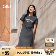 森馬連衣裙女復(fù)古休閑中長裙春夏心機(jī)字母開叉T恤裙101324114026