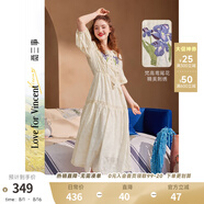 兩三事度假風(fēng)法式連衣裙女茶歇24夏季復(fù)古刺繡方領(lǐng)短袖裙子嗜好冷鳶 米杏色 S