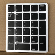 魔蛋無線藍(lán)牙數(shù)字鍵盤筆記本電腦ipad適用蘋果電腦小鍵盤財務(wù)會計 NK200 藍(lán)牙小鍵盤 黑銀色 是