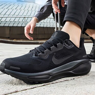 耐克（NIKE）男鞋秋季新款黑武士跑步鞋透氣網(wǎng)鞋運(yùn)動鞋軟底防滑耐磨休閑鞋 黑色/FD2722-001/飛馬跑鞋 42.5