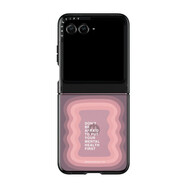 摩托羅拉moto razr 60 折疊屏手機 CASETiFY 專屬定制 時尚保護殼 標語-不要害怕