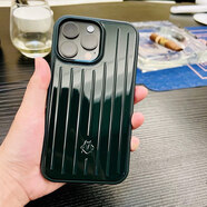其他家適用于大牛&日默瓦iPhone16promax手機(jī)殼新款綠色磁吸無(wú)線充RIMOWA15保護(hù)套16pro行李箱鋁鎂 綠色支持Magsafe磁吸聚碳-7 iPhone16pro