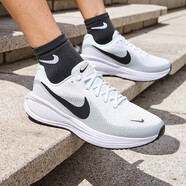 耐克（NIKE）男鞋跑步鞋 2025新款夏季透氣慢跑鞋緩震舒適運(yùn)動(dòng)鞋通勤休閑鞋 灰白黑勾/偏小半碼 REVOLUTION 8 42 七夕情人節(jié)禮物【曬圖反10】