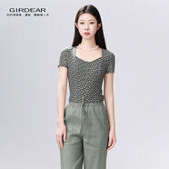 哥弟（GIRDEAR）女裝精致氣質(zhì)U領(lǐng)設(shè)計網(wǎng)紗短袖T恤百搭顯瘦設(shè)計感1300997 橄欖綠 馬提尼 S (2碼)