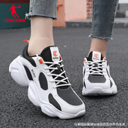 喬丹（QIAODAN）女鞋運動(dòng)鞋夏季新款皮面防水跑步鞋女款跑鞋軟底跳繩鞋子 黑色/喬丹白-313B 37