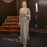 皮爾卡丹（pierrecardin）小眾不撞款裙子2025新款上流社會(huì)獨(dú)特漂亮掐腰灰色緞面連衣裙 淺灰色 2XL 建議125-135斤