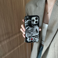 CASETIFYCASE龍的傳人適用iPhone16Promax蘋果15Pro手機(jī)殼12潮牌13防摔套1 真龍 握珠槍黑亮面 MagSafe磁吸版 iPhone 14 Pro Max