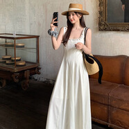 凊知檸秀熙熙2025春夏新款法式復古圓領(lǐng)氣質(zhì)亮片吊帶連衣裙 白杏色 S