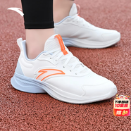 安踏（ANTA）飛揚跑鞋男鞋2025夏季中考體測輕便舒適軟底網(wǎng)面透氣運動(dòng)跑步鞋 象牙白/鮮亮橙-7 【皮面防潑水】 39 (6.5碼)