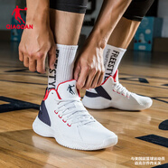 喬丹QIAODAN籃球鞋秋季男鞋透氣防滑高幫戰(zhàn)靴學(xué)生運(yùn)動藍(lán)球鞋R 白色/新星藍(lán)-118 42