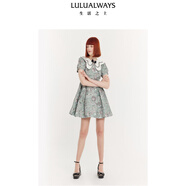 LULUALWAYS我愛露露24夏季新款時(shí)尚甜美氣質(zhì)別致花邊領(lǐng)短款連衣裙 淺綠色 M