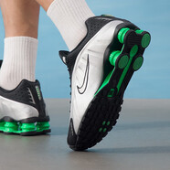 耐克（Nike）男子運(yùn)動(dòng)鞋2025新款秋季Shox R4 氣柱鞋復(fù)古跑鞋風(fēng)透氣低幫跑步鞋 HQ1988-006黑色/金屬銀/綠 40