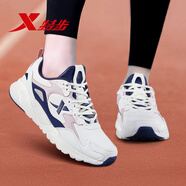 特步 XTEP女鞋運(yùn)動(dòng)鞋子女網(wǎng)面透氣跑步鞋厚底增高老爹鞋學(xué)生減震跑鞋休閑鞋 白蘭紫-皮面 37