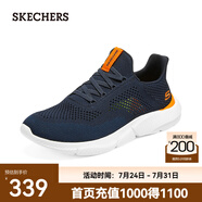 斯凱奇（Skechers）夏季男鞋新款輕便一腳蹬透氣網(wǎng)面休閑運(yùn)動跑步鞋百搭慢跑鞋 海軍藍(lán)色/橘色/210281-NVOR 40