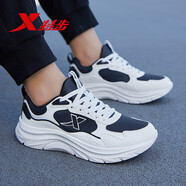 特步 XTEP跑鞋男鞋黑色運(yùn)動(dòng)鞋2025新款老爹鞋官方正品跑步鞋皮面防水休閑鞋 白黑（防水皮面） 39
