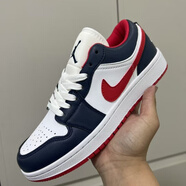 NBA VIBE-Nike耐keAJ1黑白浮雕低幫男女耐磨休閑校園復(fù)古情侶百搭潮流運(yùn)動(dòng) 耐克-白藍(lán)紅純?cè)?摩擦有聲極速發(fā) 41