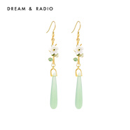 Dream＆Radio新中式國(guó)風(fēng)耳環(huán)女設(shè)計(jì)感小眾個(gè)性ab款不對(duì)稱花朵耳墜 清風(fēng)飲露(白花綠墜)