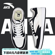 安踏（ANTA）板鞋男學(xué)生小白鞋小街頑黑白熊貓運動(dòng)鞋休閑鞋 象牙白/黑/泥沙灰 42