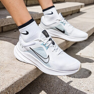 耐克（NIKE）跑鞋男鞋 2025秋季公路運動鞋QUEST系列緩震休閑鞋網(wǎng)面透氣跑步鞋 【熱推款】QUEST 5/淺銀灰 43 (內長275mm)