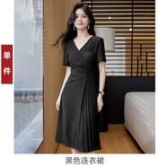 戈賽亞（gesaiya）2025新款夏季法式女神范百褶連衣裙精致感職業(yè)風(fēng)不規則中長(cháng)裙 黑色連衣裙 S