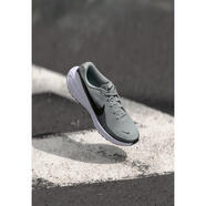 耐克（NIKE）跑步鞋深藍白世界靛黑緩震輕便回彈男士運動鞋 light smoke grey/black/sm 46