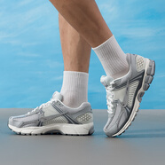 耐克（NIKE）ZOOM VOMERO 5跑鞋 2025秋季新款訓(xùn)練鞋輕便運(yùn)動鞋休閑公路跑步鞋 IM2219-121 39