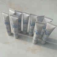 SENKA拍10支包郵 珊珂綿潤泡沫潔面乳15g洗面奶 保濕/膠原小樣旅行出差 10g 10支白泥（臨期26.2）